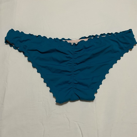 Bikini Bottom - Picture 2 of 2